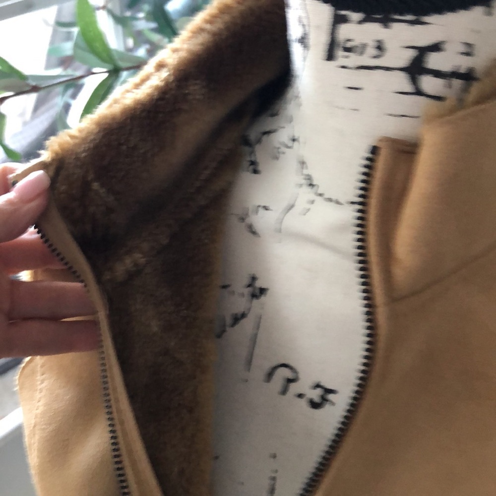 Real Clothes by Saks Fifth Ave Shearling Vest - Picture 2 of 8
